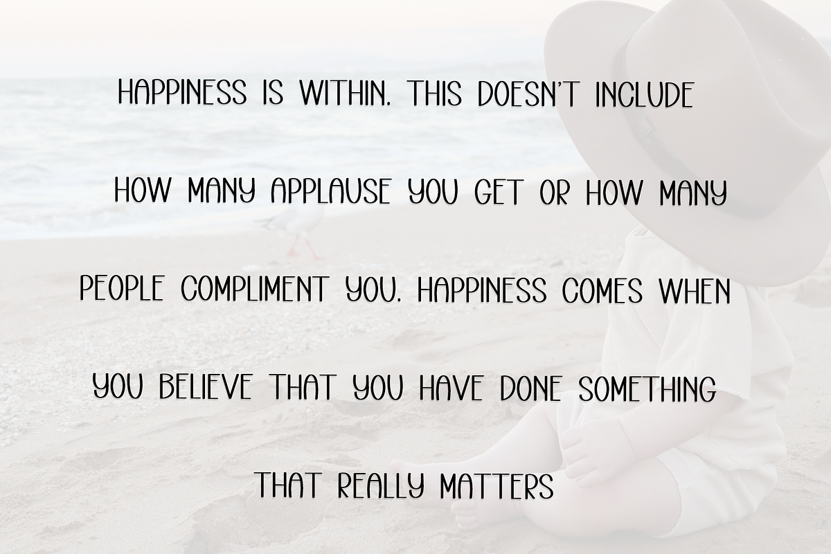 Wonder Beach, a Handwritten Font by FreshTypeINK (Photo 5 of 7)