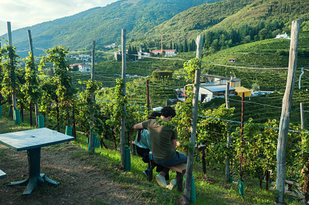 Young couple relaxing in Italy
