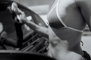 Woman Washing Car Photos, a Person Photo by Tekso (Thumbnail 6 of 6)