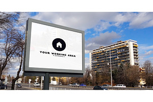 CloseUp Billboard Mockup
