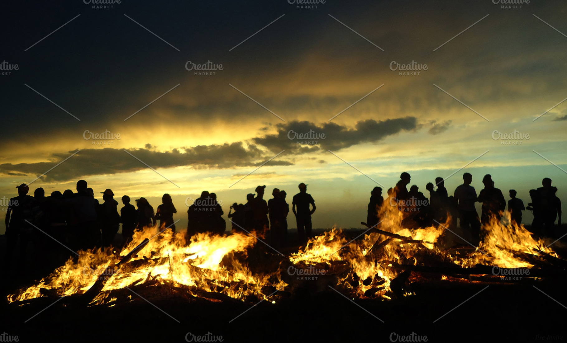 Burn in the fire, a Person Photo by Innire