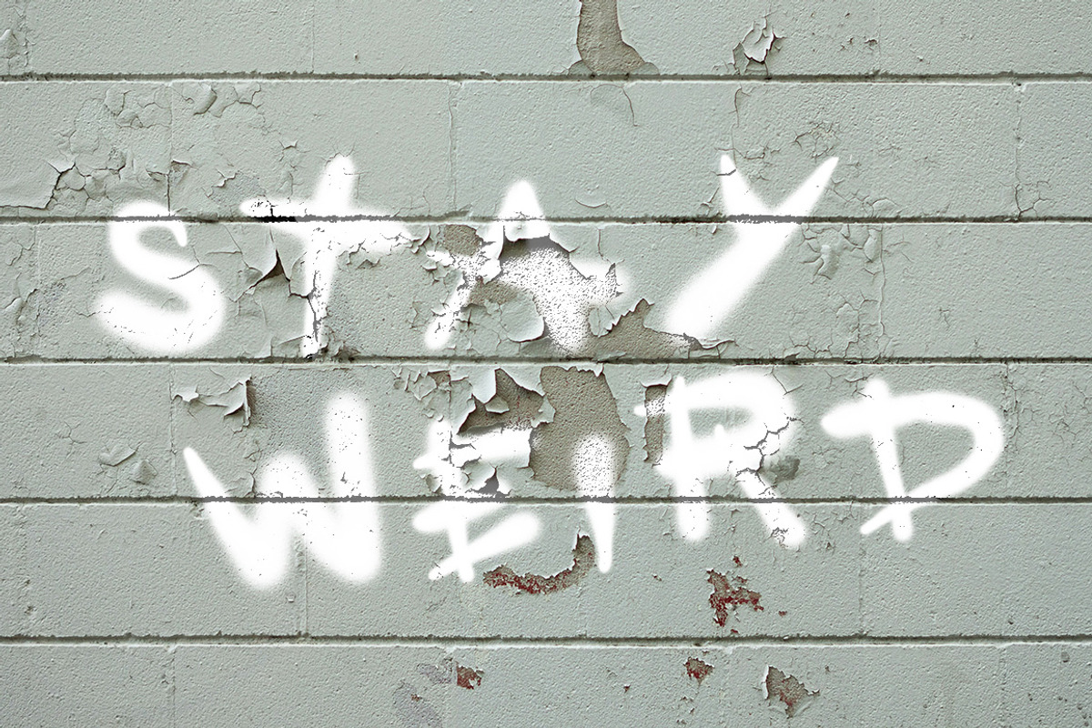 Spray the City SVG Fonts, a Font by tomatstudio (Photo 3 of 8)