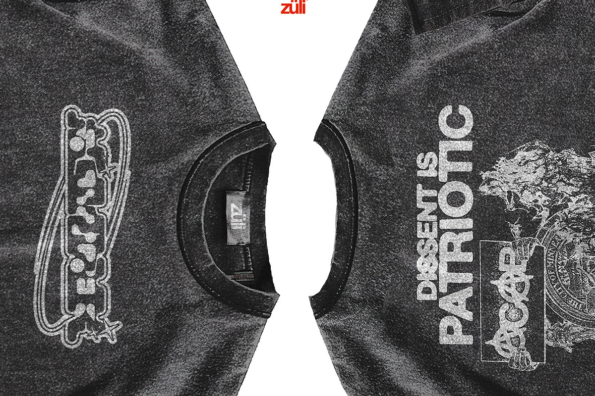 WASHED T-Shirt Mockup, a Shirt Mockup by Züli ® (Photo 4 of 5)