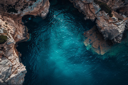 A breathtaking view reveals turquois, a Photo by Tanuart