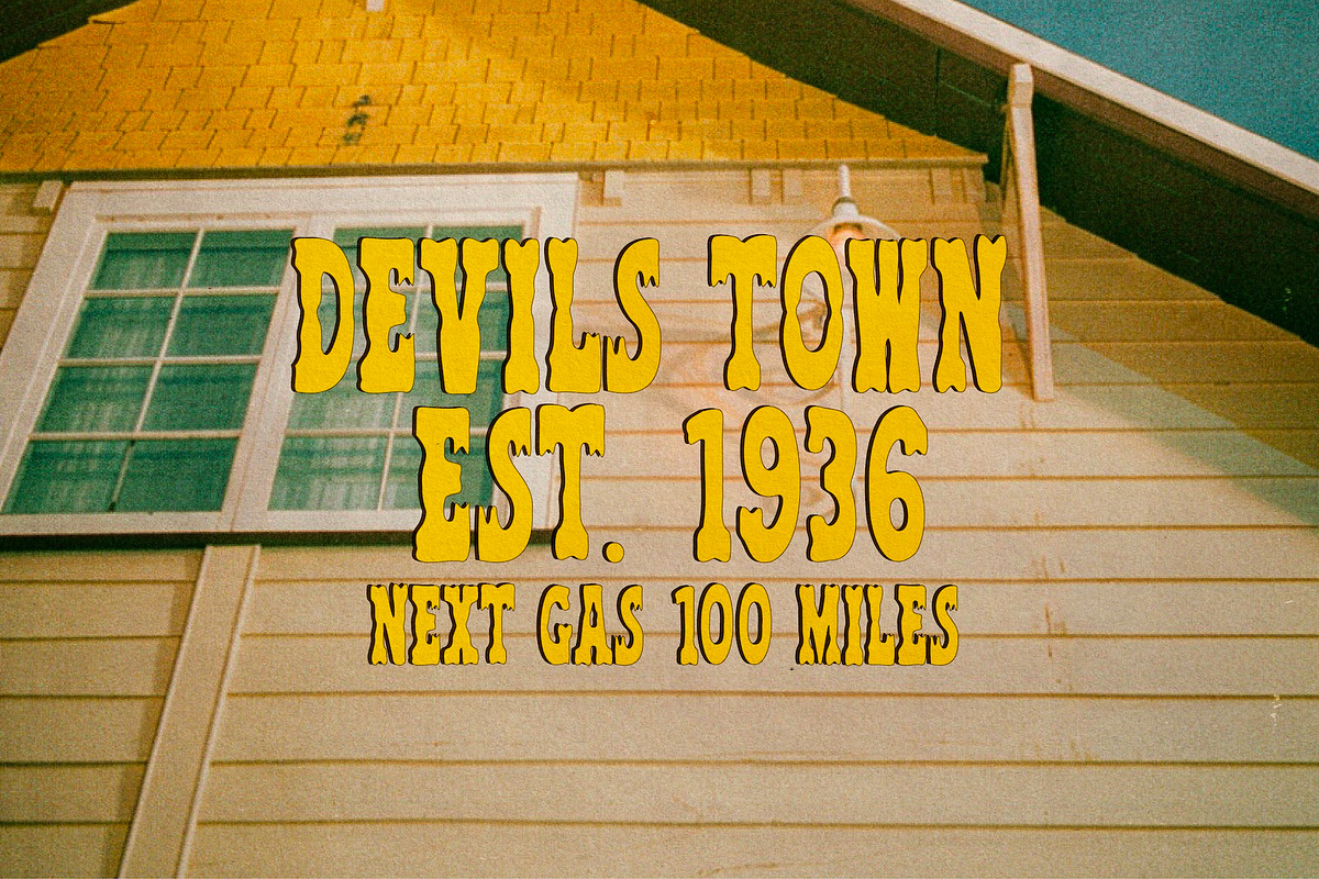 Devils Town | Vintage Horror Font, a Handwritten Font by Madeline ODonoghue Design (Photo 8 of 11)