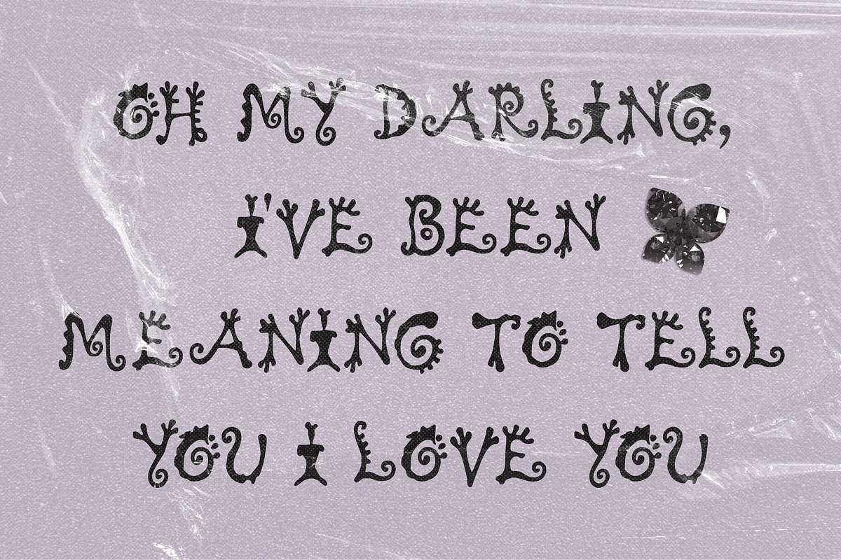 Sugarwreck Thorny Display Font, a Handwritten Font by The October Creative (Photo 6 of 8)