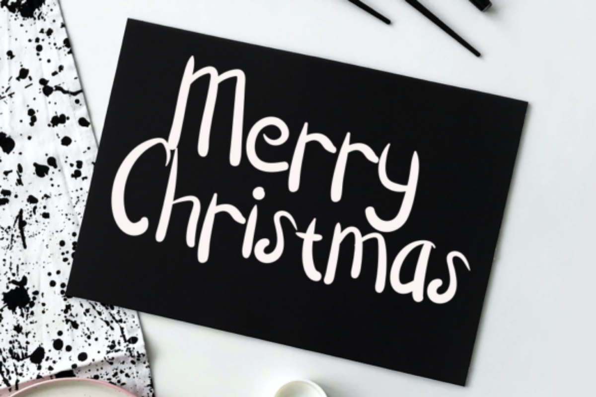 December Christmas Font, a Script Font by Techno Digitz (Photo 2 of 5)