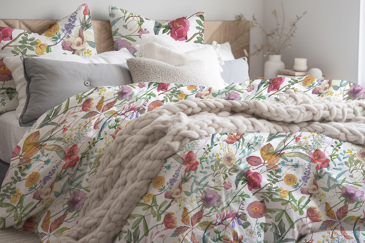 Essence. Floral pattern, a Pattern Graphic by emeraldthue (Photo 6 of 6)