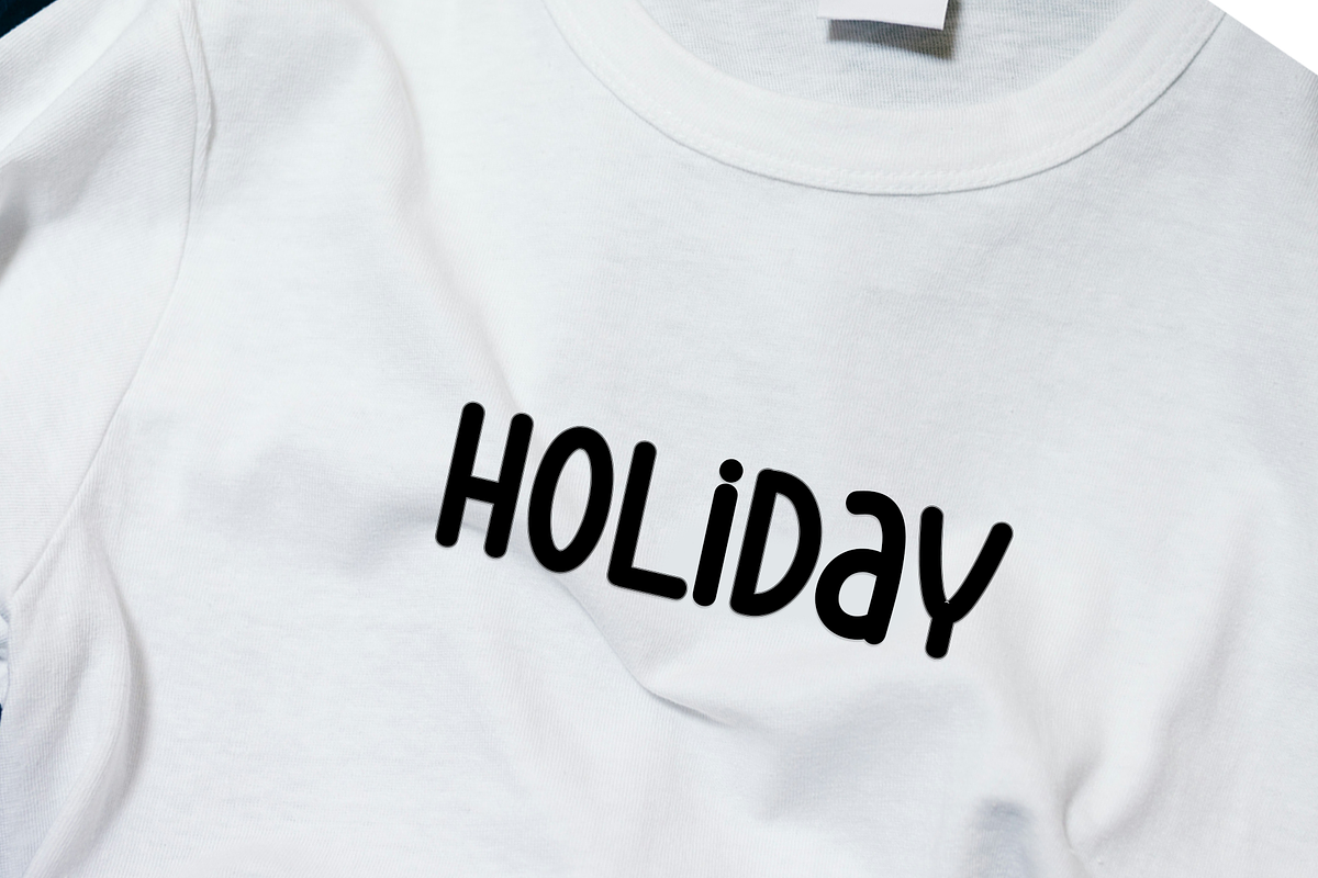 Creative Snowman, a Sans Serif Font by FreshTypeINK (Photo 4 of 8)