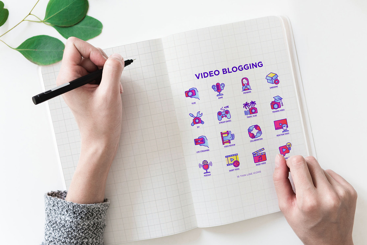 Video Blogging | 16 Thin Line Icons, an Outline Icon by Alex Blogoodf (Photo 4 of 11)