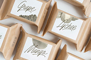 Astonilac – Monoline Script, a Script Font by Letterhend Studio (Thumbnail 7 of 9)