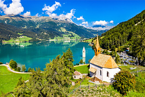 St. Anna Chapel and Submerged Bell, an Architecture Photo by Leonid Andronov