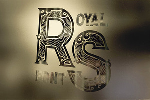 Royal - Vintage Style Font