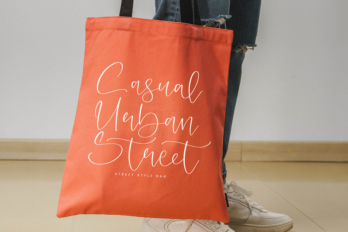 Crystale Jawerly Beauty Handwritten, a Script Font by stylishtype.co (Photo 2 of 20)