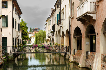 View of the river Buranelli and the architecture of the city, Treviso, an Architecture Photo by Bepslabor