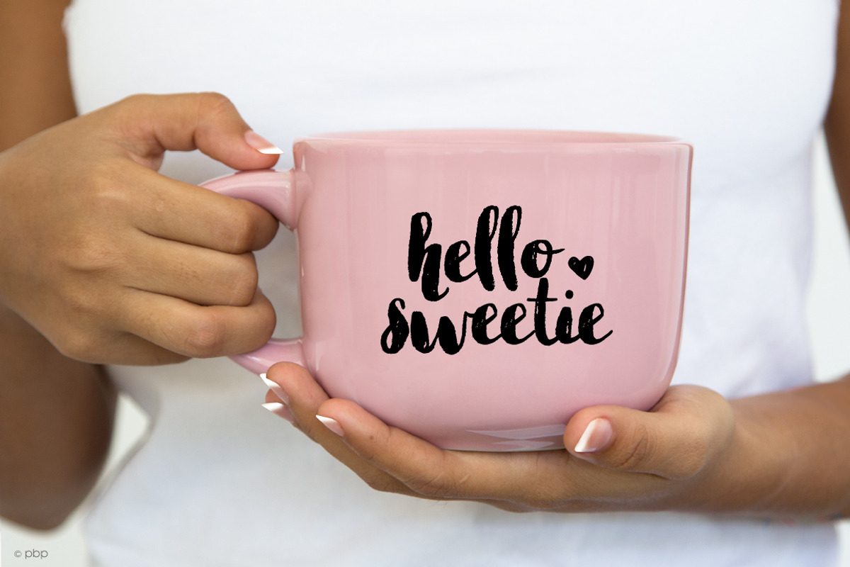 Brush Font Glamorous preview 4