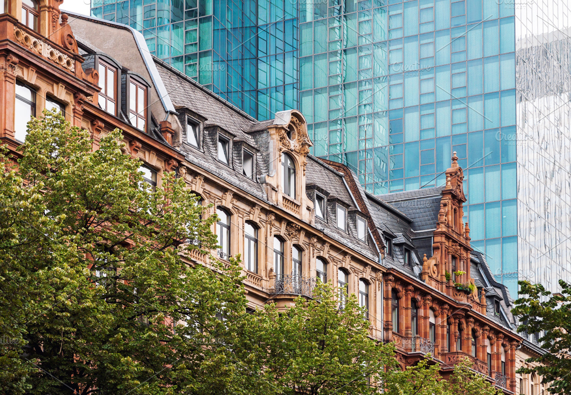 Old and new Frankfurt architecture, an Architecture Photo by BOOCYS