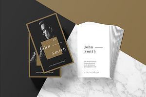 Minimal Gold Business Card