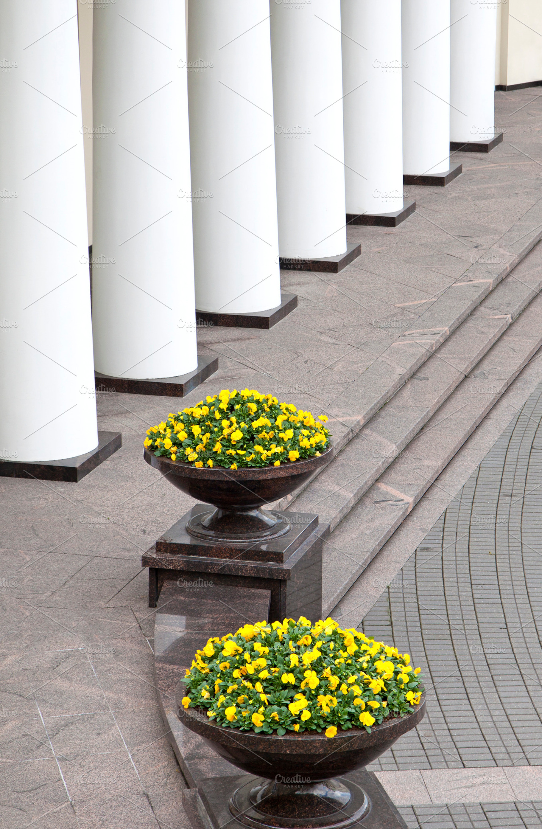 Collonade and flower pots, an Architecture Photo by BOOCYS