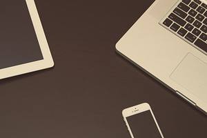 Mobile devices containing mac, macbook, and ipad