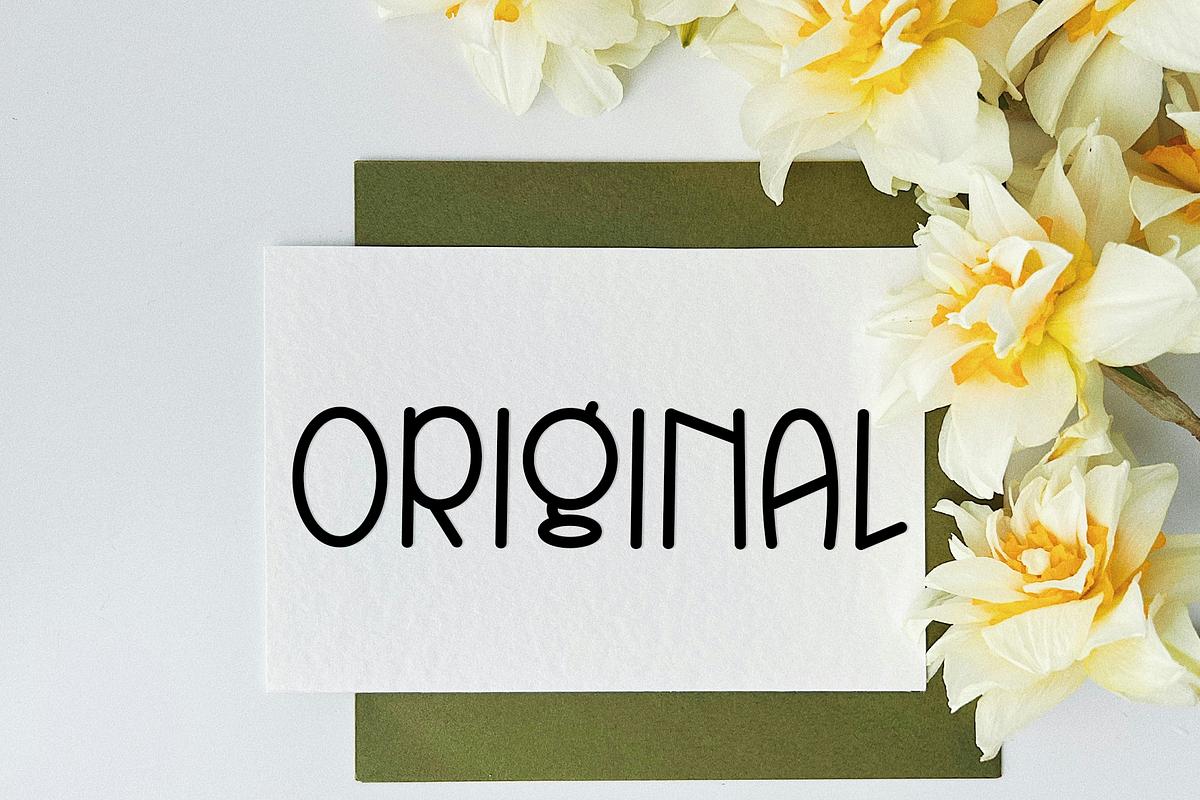 Banana Amsterdam, a Sans Serif Font by FreshTypeINK (Photo 4 of 8)