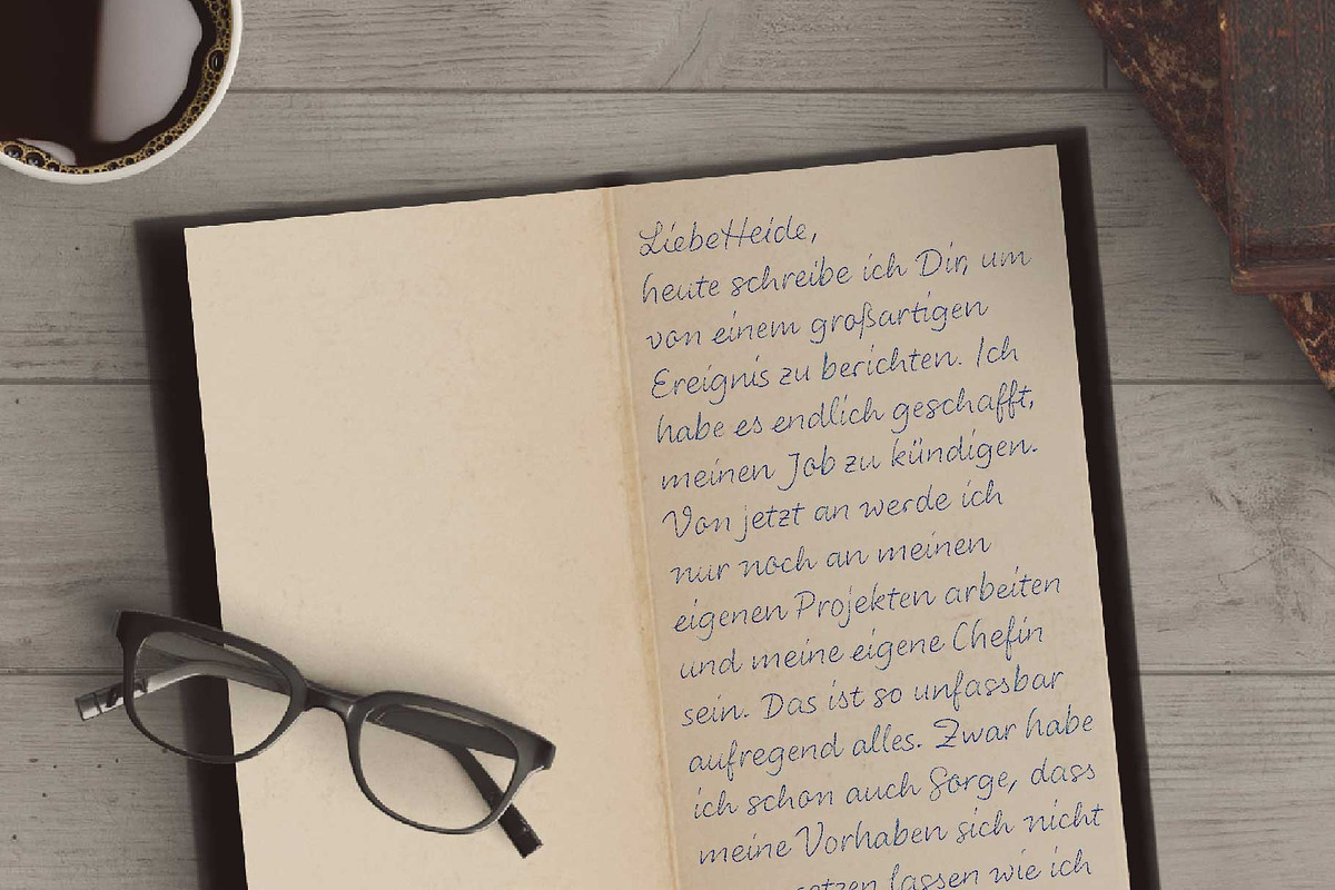 Color Font LiebeHeide, a Script Font by LiebeFonts (Photo 9 of 19)
