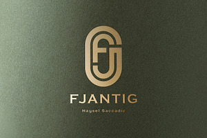 Logo Mockup