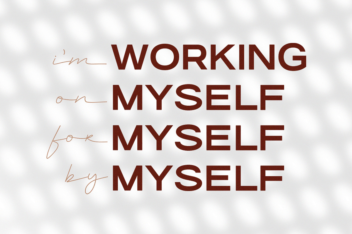 Goldie | A Clean Quotable Sans, a Sans Serif Font by Blythe Green (Photo 3 of 11)