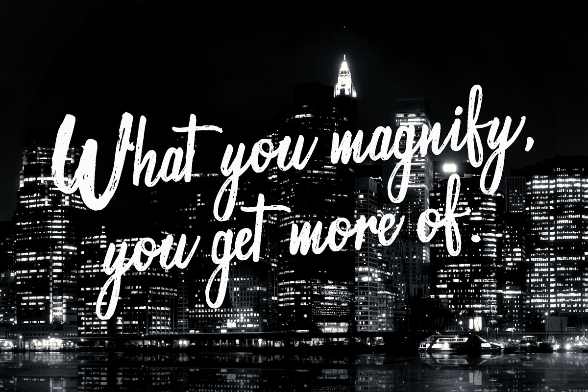Magnifying Duo Handwritten Font preview 3