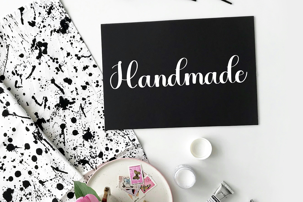 Dream Flourish, a Handwritten Font by InermediaSTUDIO (Photo 7 of 8)