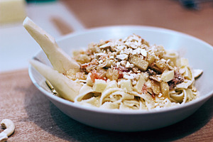 Salmon pear pasta