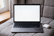 Elvora - Macbook Device Mockup, a Mac Mockup by Heinzel Std Mockup (Thumbnail 3 of 5)