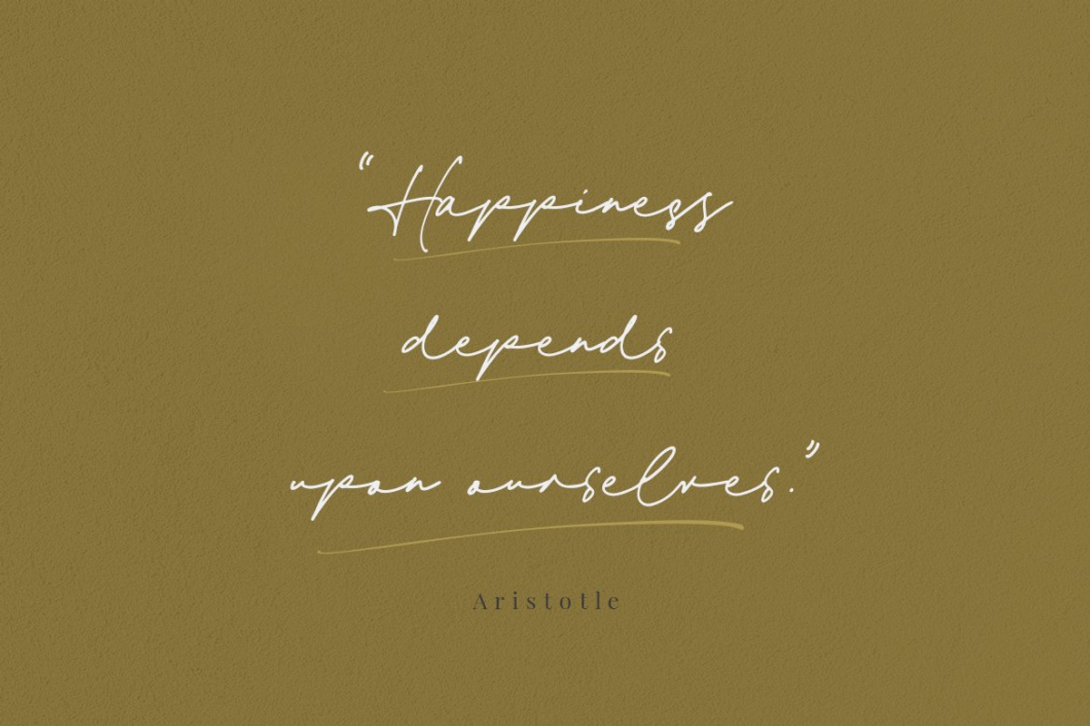 Jim Sintergate - Elegant Signature, a Script Font by Walkeren (Photo 2 of 16)