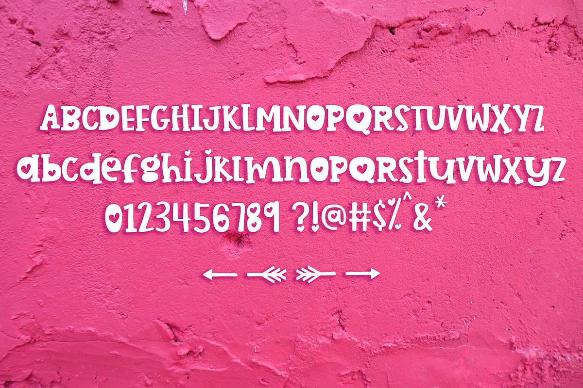 Amore Valentine Font, a Font by Sabrina Schleiger Design (Photo 2 of 4)