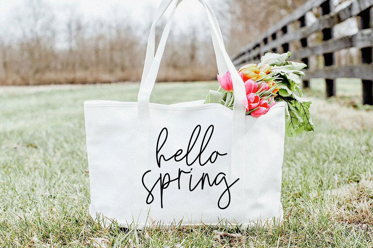Saturday - Signature Script Font preview 8