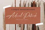 Strainger Signatures  Font, a Script Font by Cotbada_studio (Thumbnail 4 of 9)