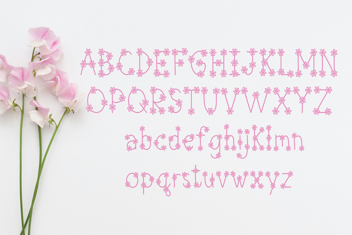 Flower Font, a Handwritten Font by LivelyAutumn11.11 (Photo 2 of 4)