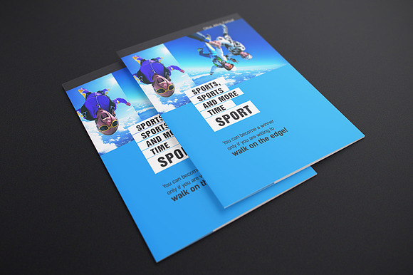 [-40%] Postcard / Flyer Mock-up