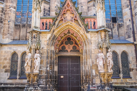 HDR Thomaskirche church in Leipzig, an Architecture Photo by WorldPhotos