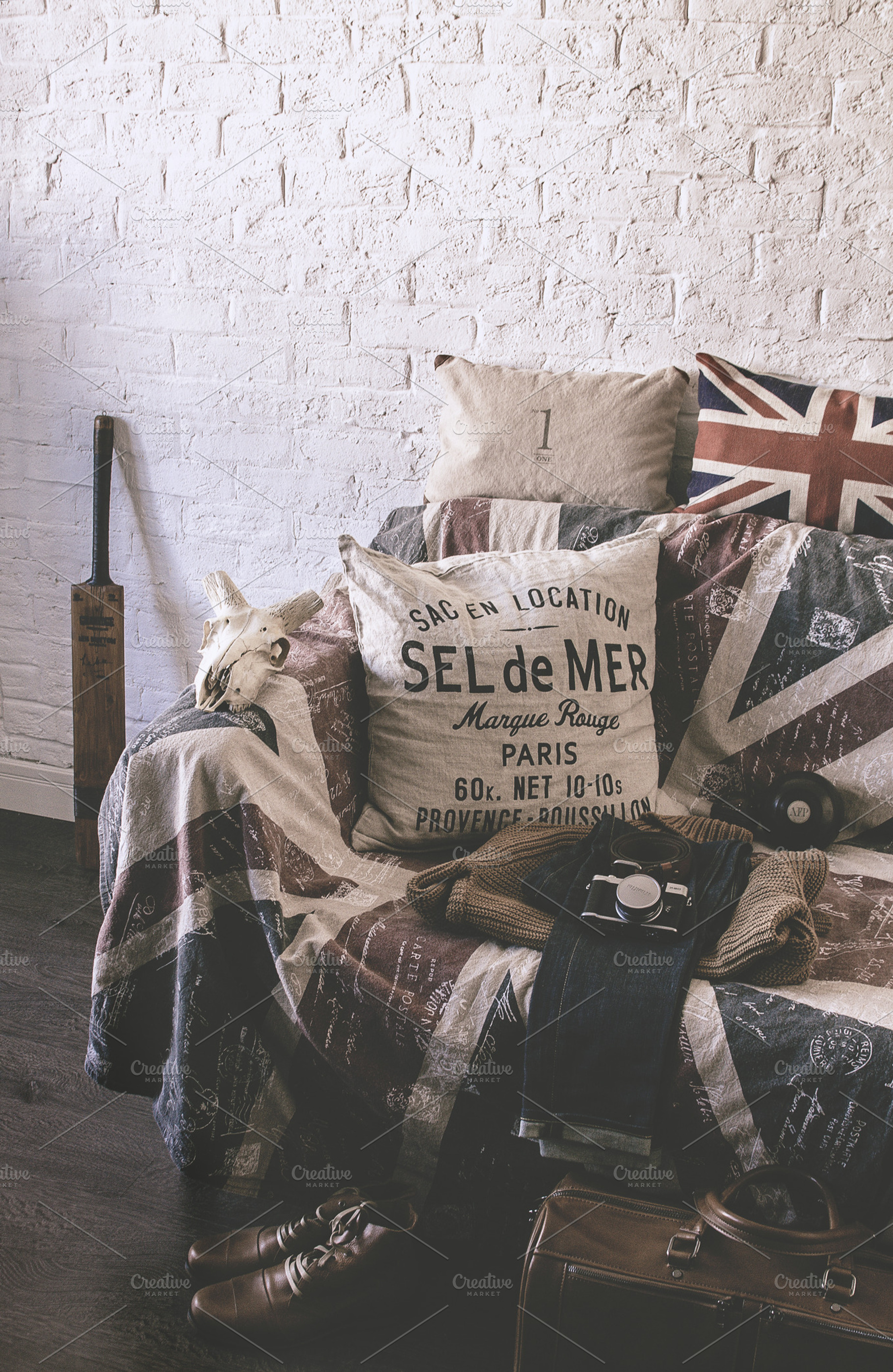 Coming Home Featuring Sofa Cover Union Jeck And Pillows