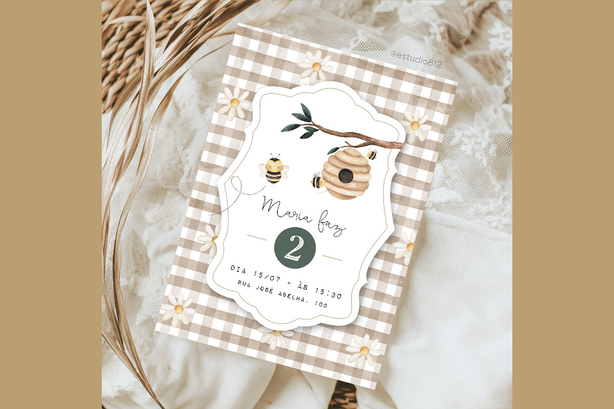 Bear and Bees watercolor clipart, an Animal Illustration by Estudio 812 (Photo 4 of 7)