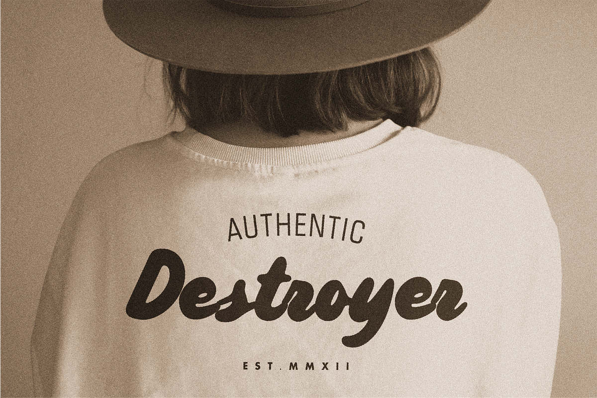 Jhouline Bold Script Font, a Handwritten Font by Tyedge Studio (Photo 7 of 7)