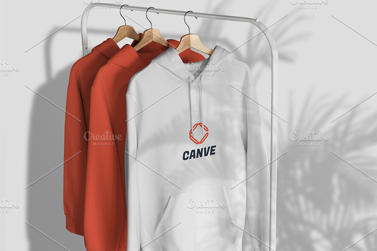 Hoodie mockup-06-25, a Mockup by canve (Photo 1 of 2)