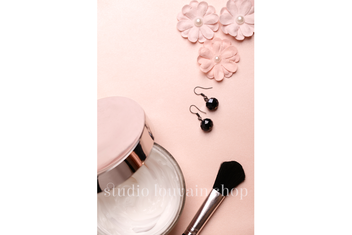 Stock Photo Bundle - Marie, a Beauty & Fashion Photo by the studio louvain shop (Photo 5 of 7)