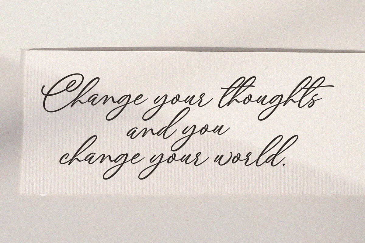 About Heart - Heart Connected Font, a Font by Subectype Studio (Photo 3 of 9)