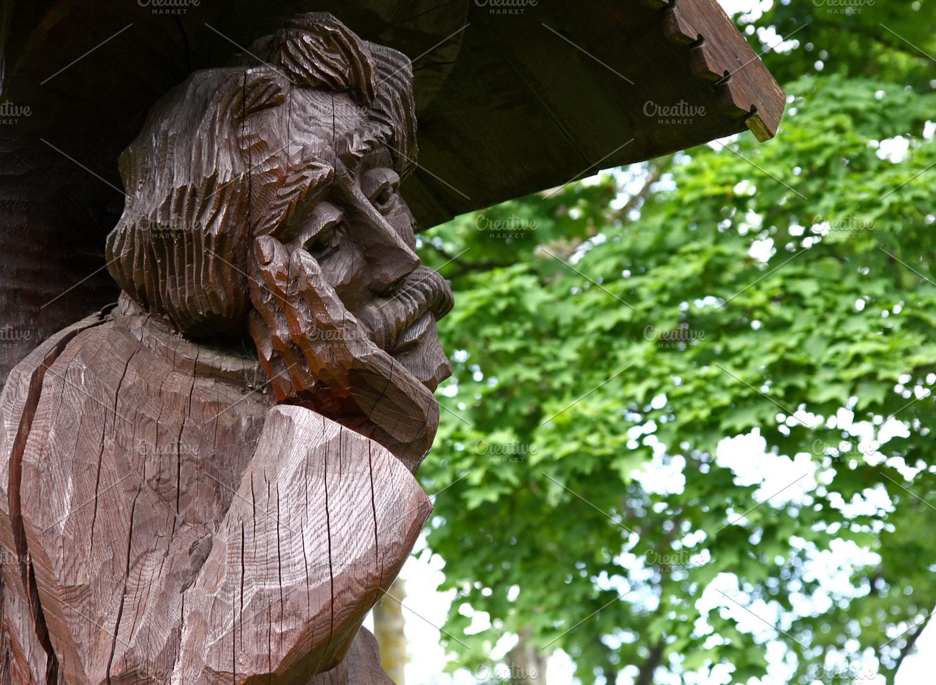 Wooden Christ sculpture, an Arts & Entertainment Photo by BOOCYS