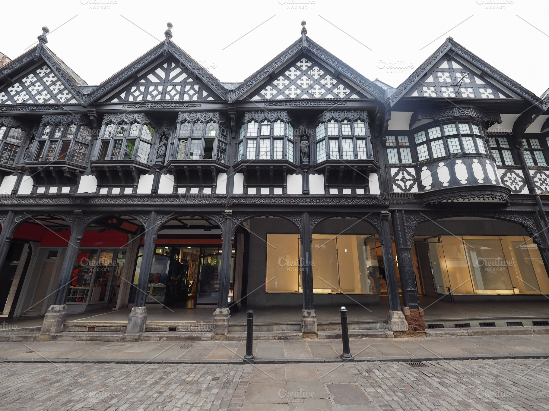 Rows in Chester, a Photo by WorldOfPhotos