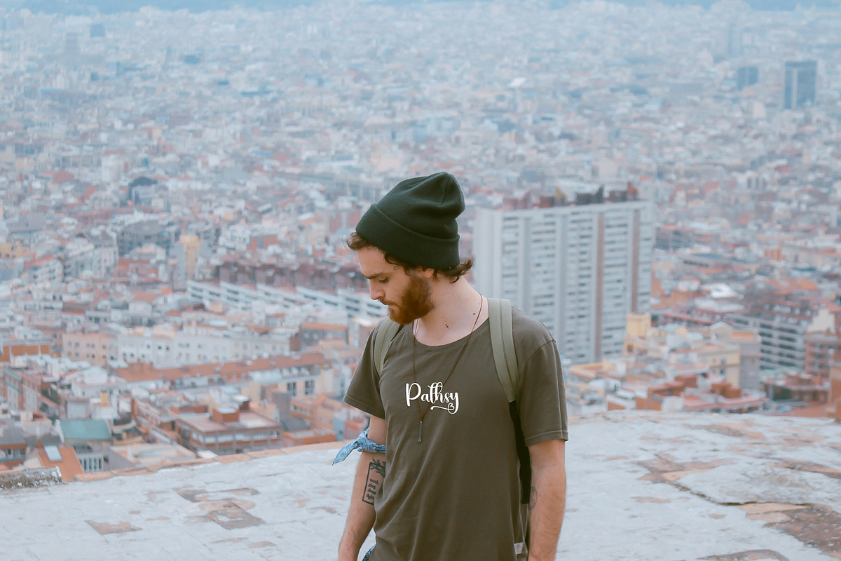 Jungle, a Handwritten Font by InermediaSTUDIO (Photo 5 of 8)