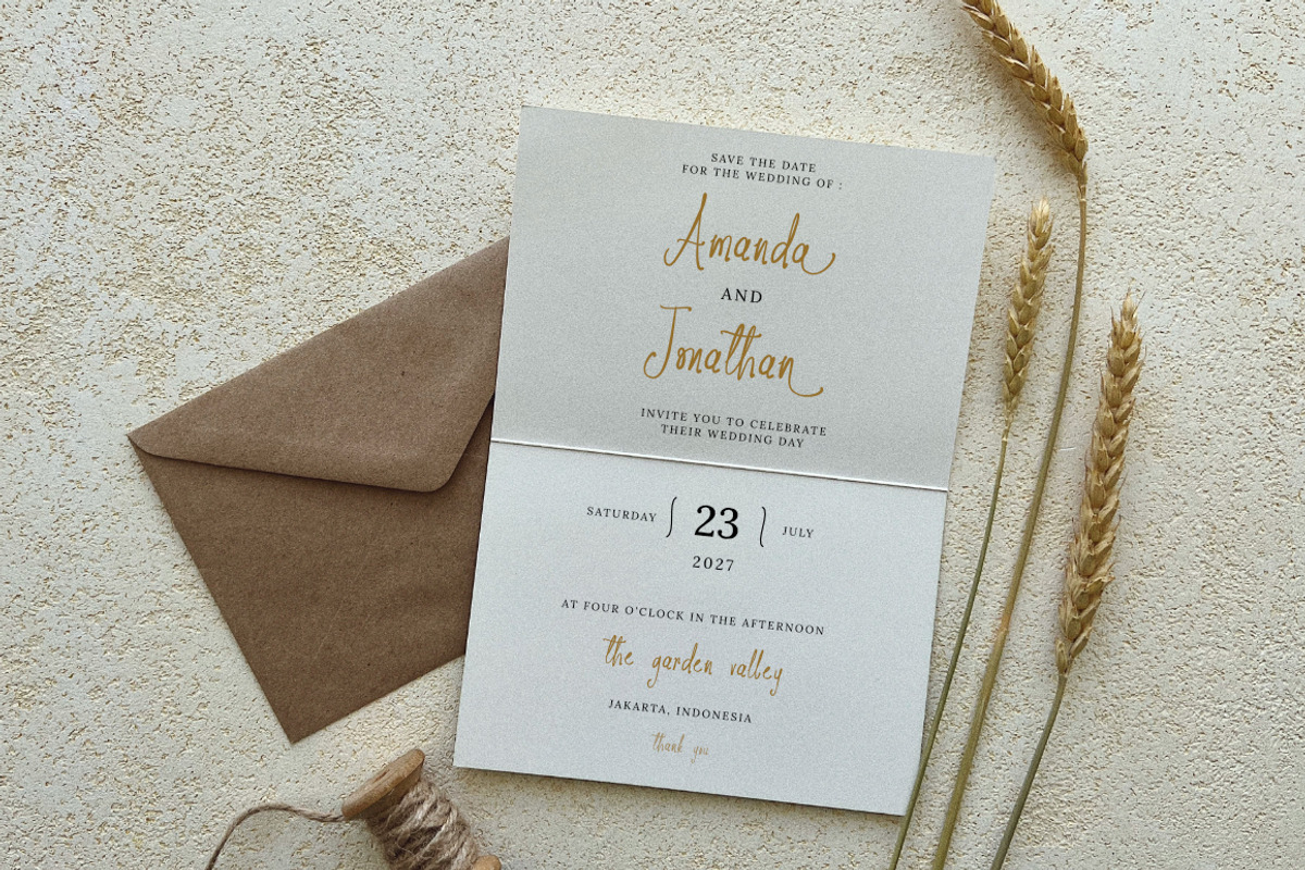 Wildflower Notes - Whimsical Fonts, a Handwritten Font by Bluestype Studio (Photo 7 of 8)