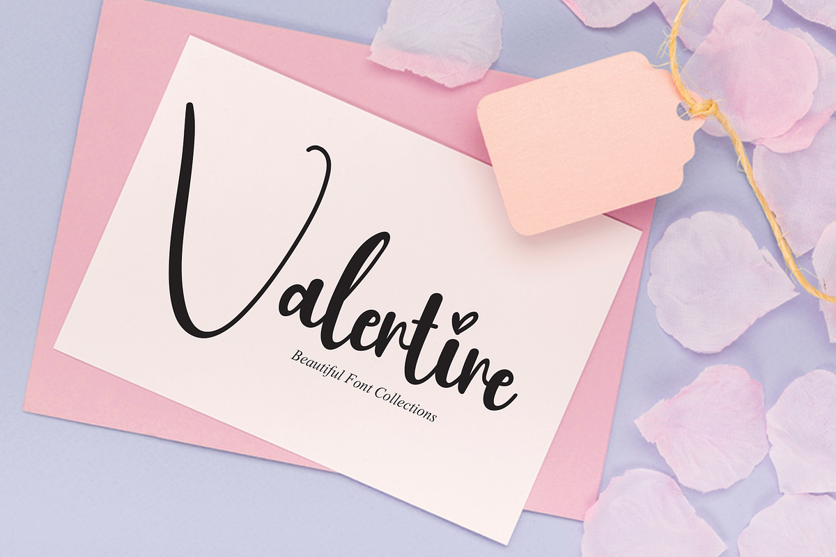 Highland | Script Font, a Script Font by Scratchones (Photo 2 of 8)